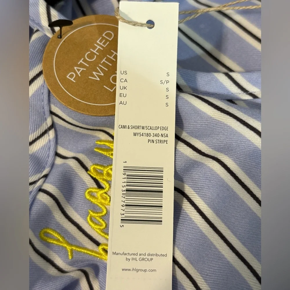 Rae Dunn Women’s Small 2 piece pajama top and shorts white‎ and blue stripes NWT